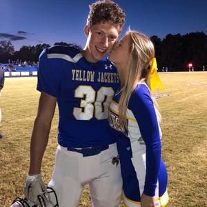 Meet your Posher, Elexus